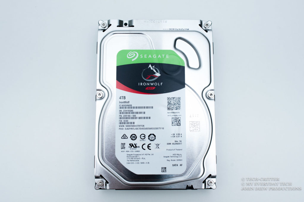 Seagate IronWolf 4TB top view