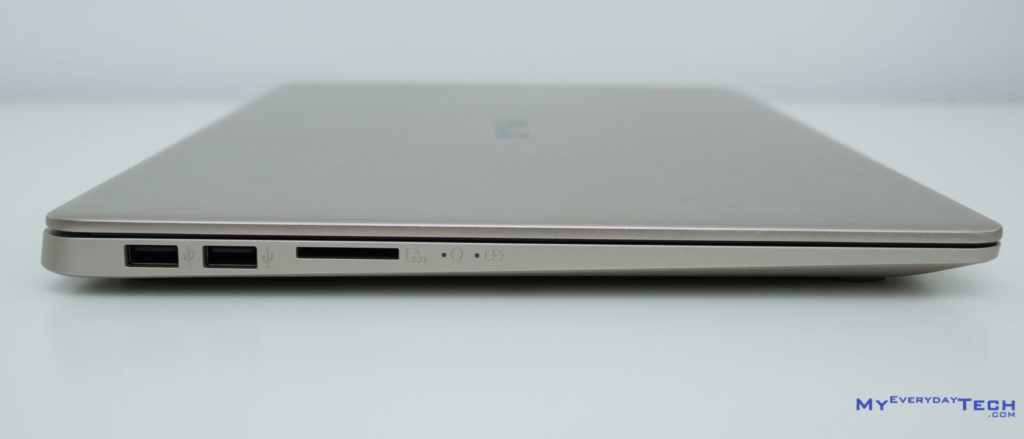 ASUS VivoBook S15 left port