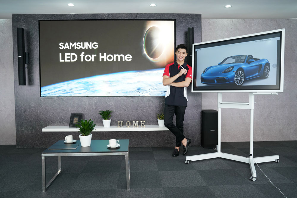 Samsung Collaborates With Porsche Asia Pacific For Better Viewing Experience