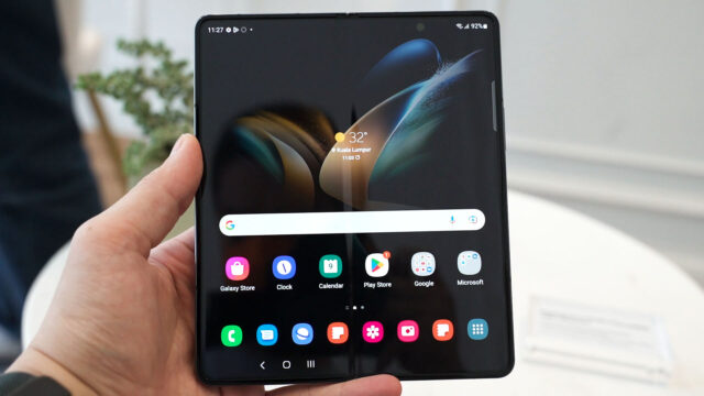 Samsung Galaxy Z Fold4 5G 3