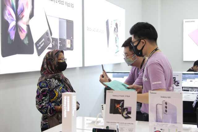 Samsung Malaysia Galaxy Z Series Consumer Roadshow 2