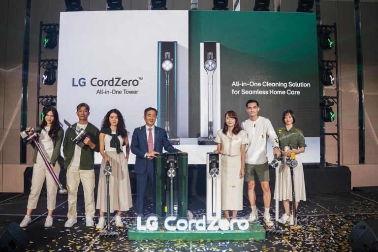 LG CordZero All-in-One Tower 1