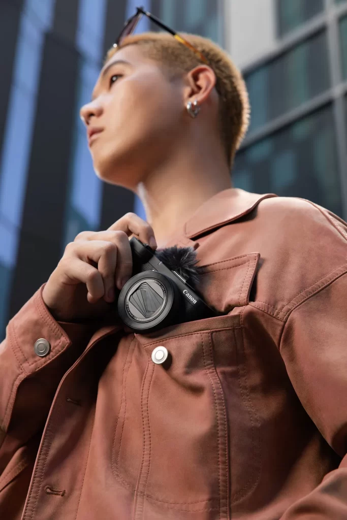 PowerShot V1