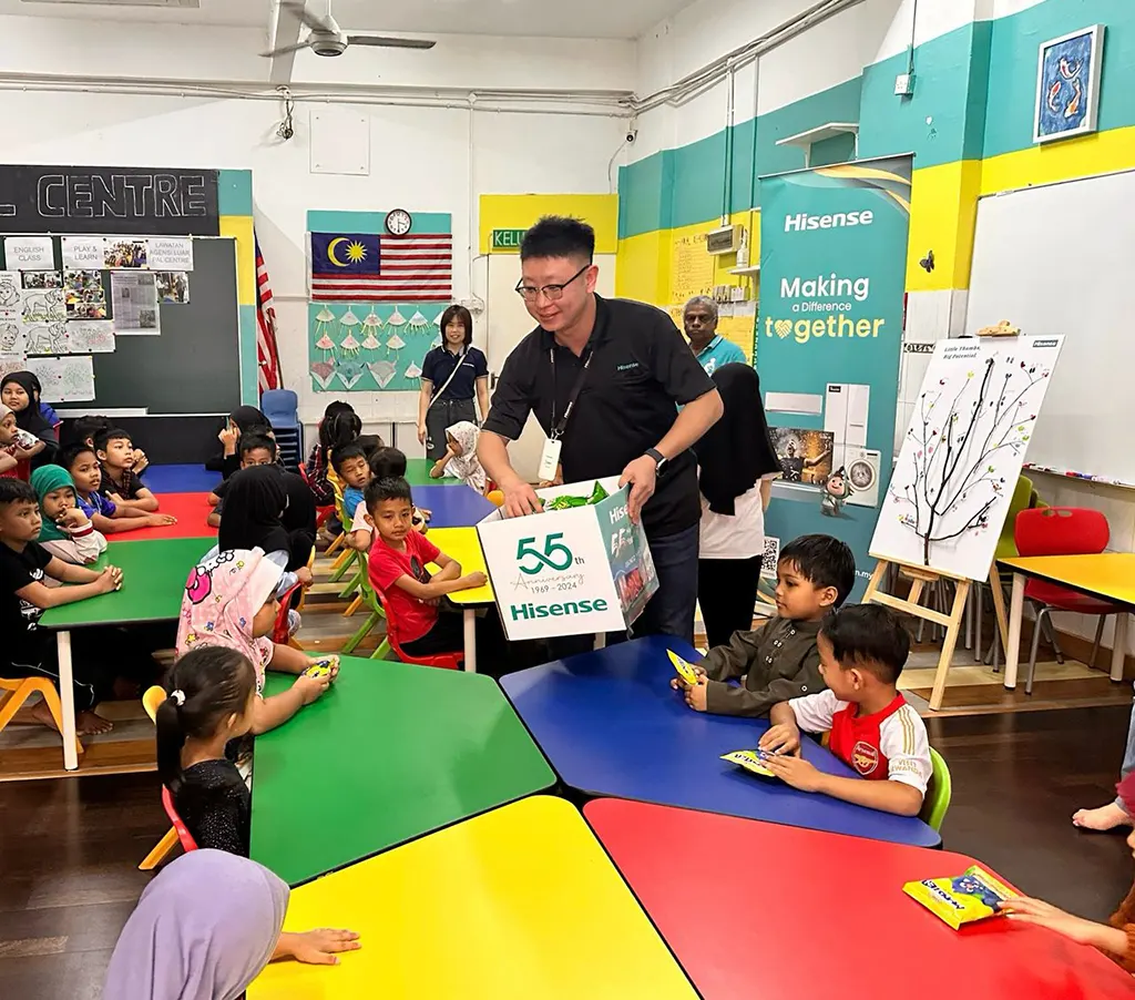 Hisense donates home appliances to children's homes 2025 2