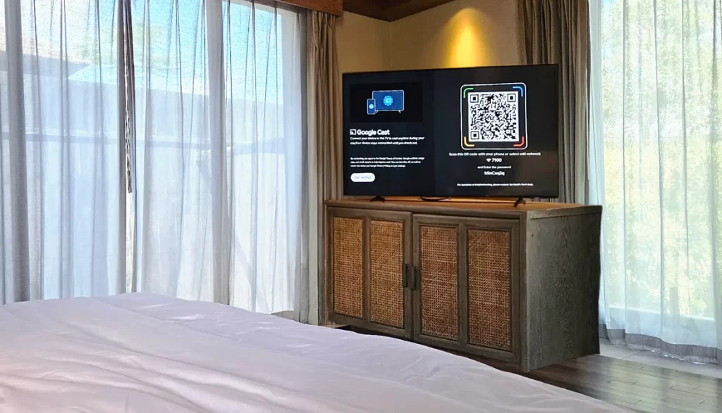 Samsung HU8000F Hotel TV Series announced 1