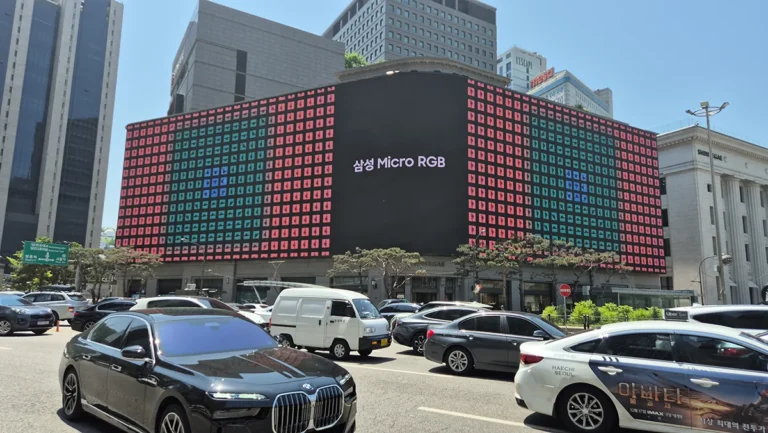 Samsung Global Landmark Outdoor Billboard Campaigns for Micro RGB featured
